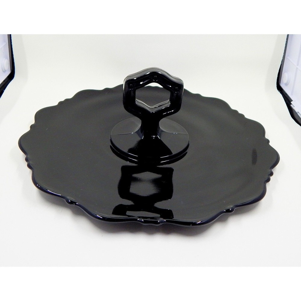 LE Smith Glass Mt. Pleasant Black Amethyst Single Handle Serving Tidbit Tray